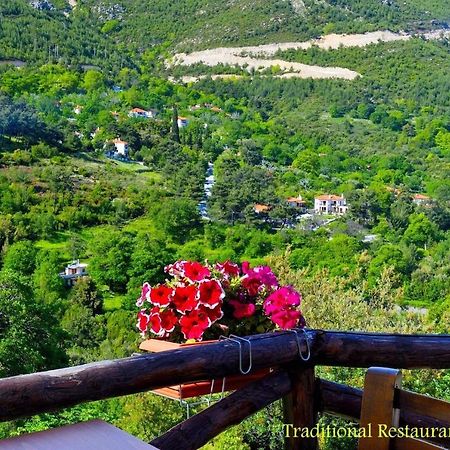 Tsigoura Verde Resort Mikros Prinos Bagian luar foto