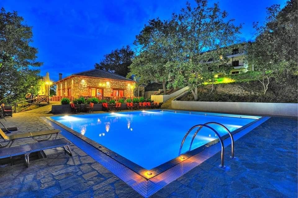 Tsigoura Verde Resort Mikros Prinos Bagian luar foto